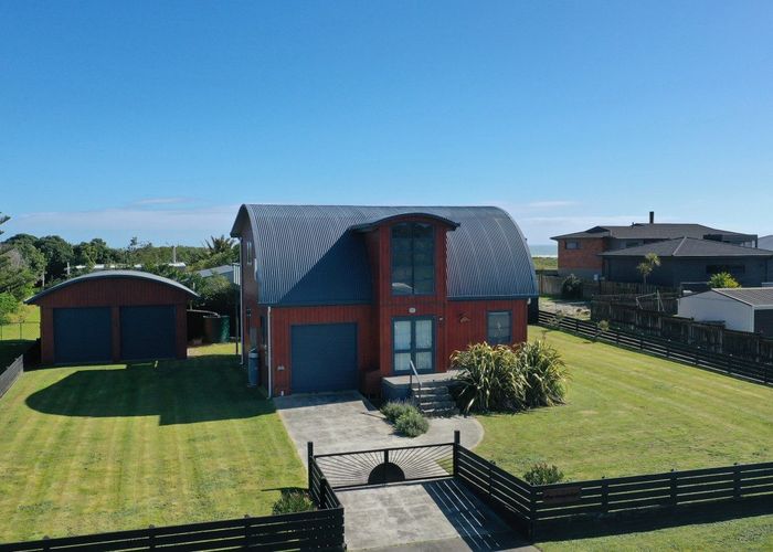  at 13 Rua Avenue, Waitarere Beach, Horowhenua, Manawatu / Whanganui