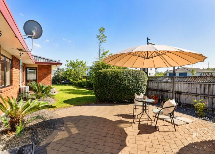  at 1 Gaylord Place, Conifer Grove, Papakura, Auckland