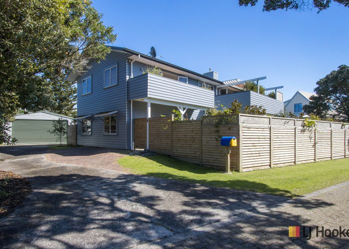  at 19 Wakanoi Place, Bowentown, Waihi Beach