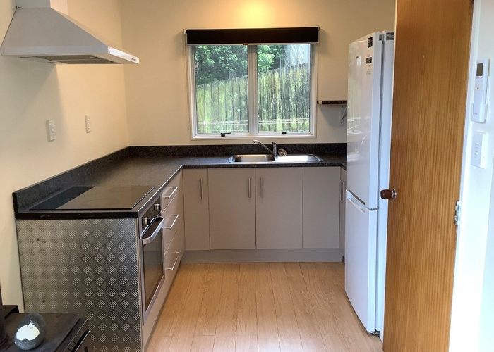  at 3a Spruce Grove, Ranui Heights, Porirua, Wellington