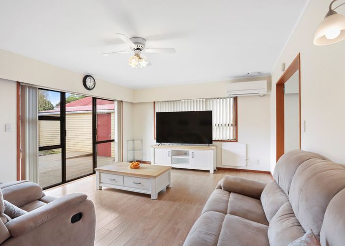  at 52 Brandon Road, Glen Eden, Auckland