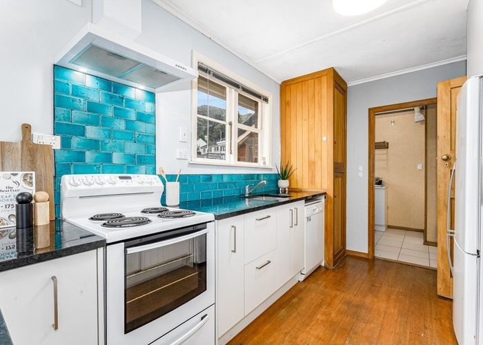  at 31 Wilkie Crescent, Naenae, Lower Hutt, Wellington