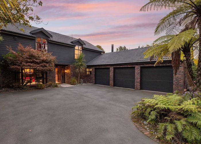  at 5 Wood Lane, Fendalton, Christchurch City, Canterbury