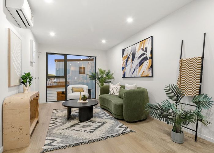  at 6/1088 Beach Road, Torbay, North Shore City, Auckland