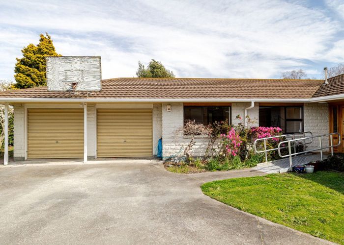  at 43 Long Melford Road, Awapuni, Palmerston North, Manawatu / Whanganui