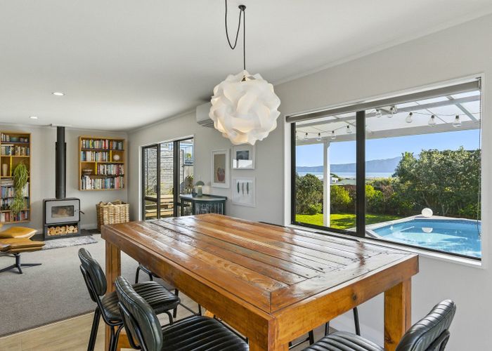  at 42 Hicks Crescent, Waikanae Beach, Kapiti Coast, Wellington