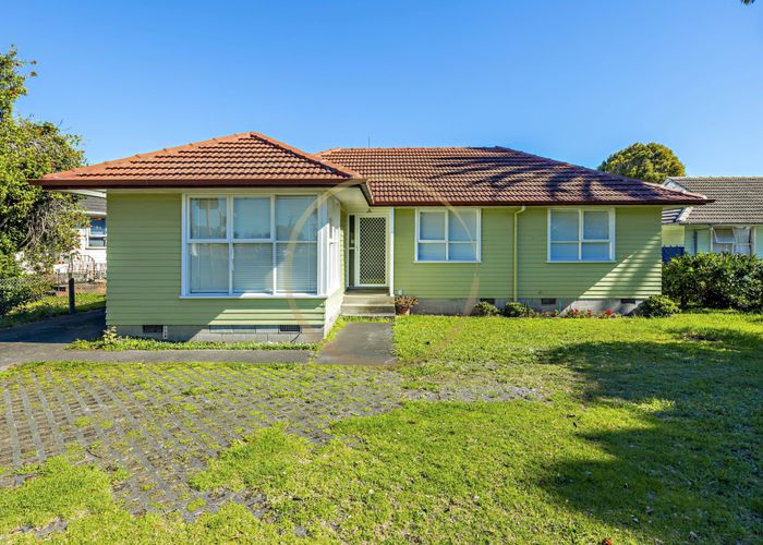  at 495 Massey Road, Mangere, Auckland