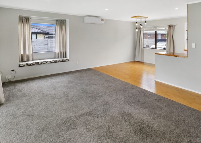  at 2/144 Old Wairoa Road, Papakura, Papakura, Auckland
