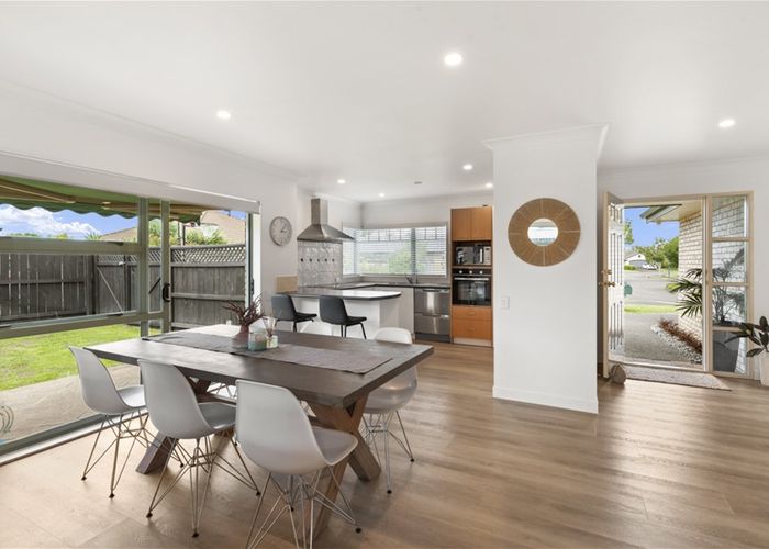  at 11 Checkerberry Court, Henderson, Auckland