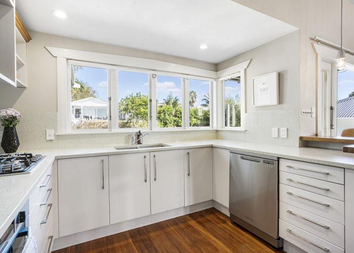  at 118 Peary Road, Mount Eden, Auckland