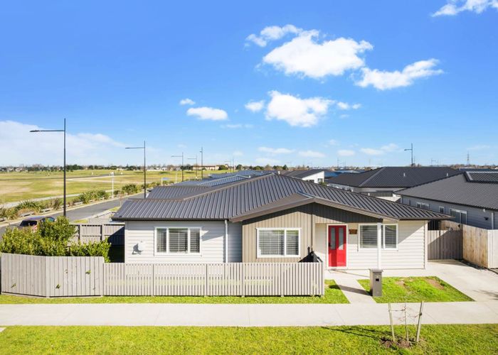  at 2 Harore Road, Takanini, Papakura, Auckland