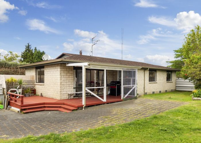 at 19 Sunset Drive, Te Puke