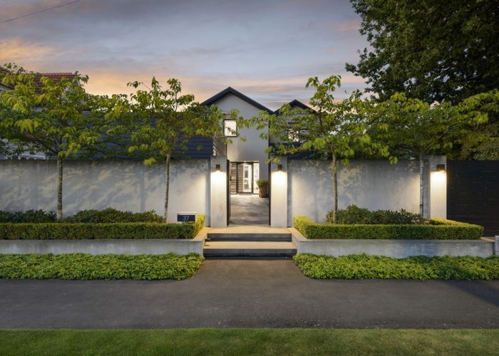  at 37 Knowles Street, St Albans, Christchurch