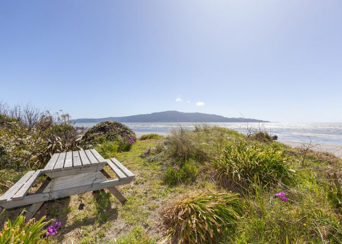  at 10 Nuhaka Place, Paraparaumu Beach, Paraparaumu