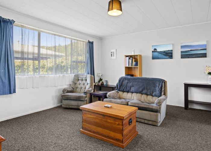  at 186B Wellington Road, Wainuiomata, Lower Hutt