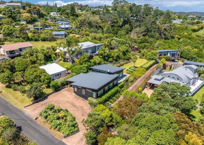  at 28D Beatty Parade, Surfdale, Waiheke Island, Auckland