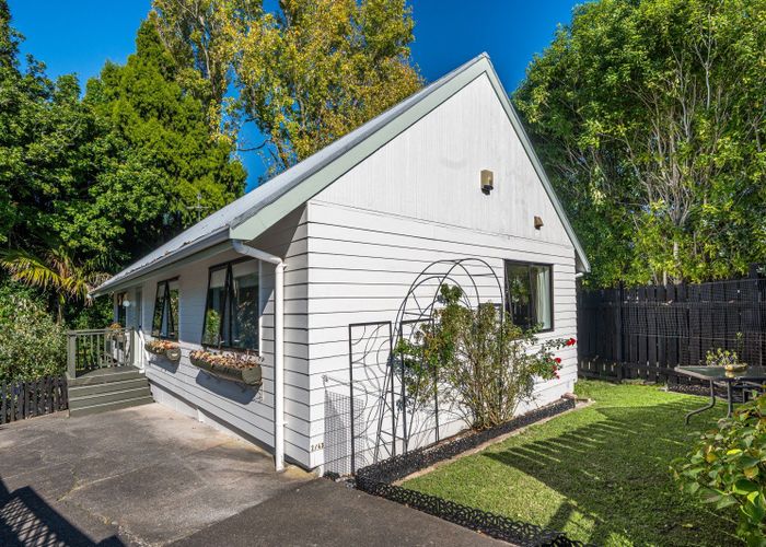  at 2/43 Sabulite Road, Kelston, Waitakere City, Auckland