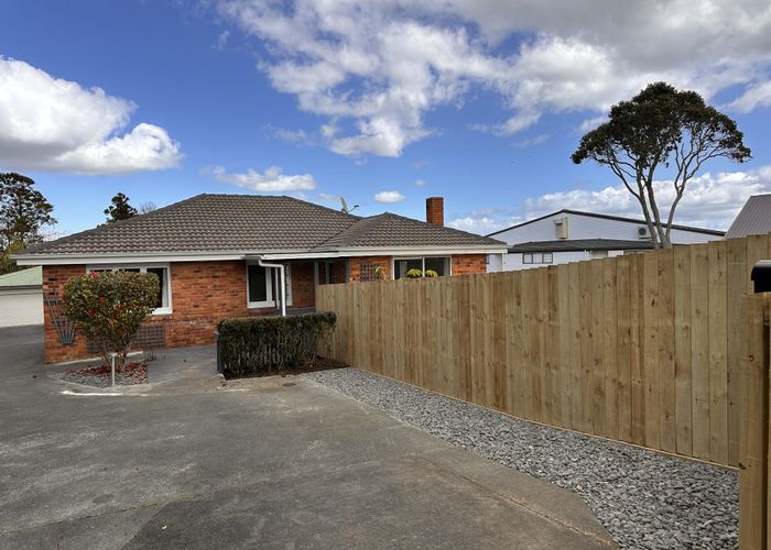  at 1/14 Drake Street, Howick, Manukau City, Auckland