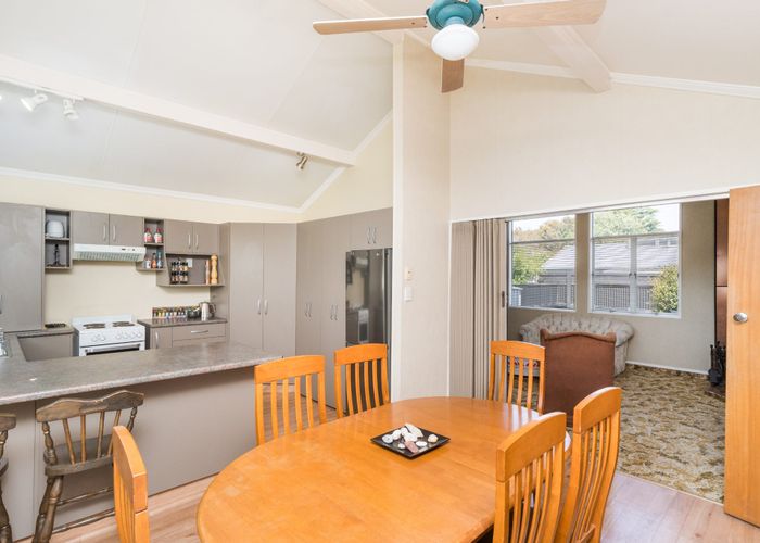  at 2 Paradise Place, Milson, Palmerston North, Manawatu / Whanganui