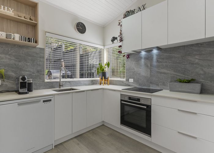  at 6/17 Aorangi Place, Birkenhead, Auckland