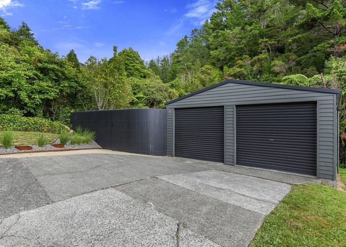  at 124 Kamahi Street, Stokes Valley, Lower Hutt