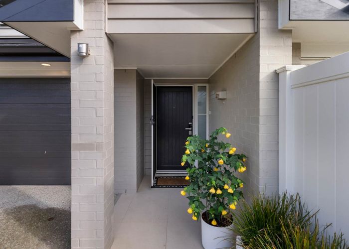 at 14 Pickaberry Avenue, Karaka, Franklin, Auckland