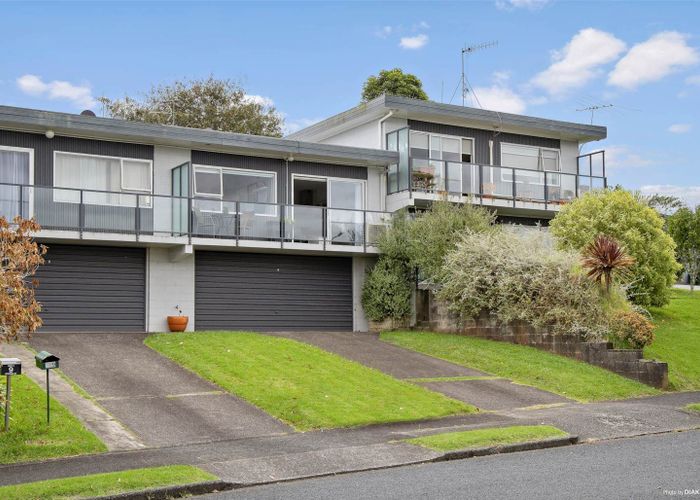  at 2/9 Strong Street, Saint Johns, Auckland City, Auckland