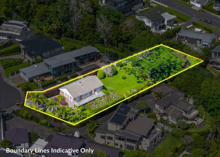  at 8 Pleasant Place, Mellons Bay, Manukau City, Auckland