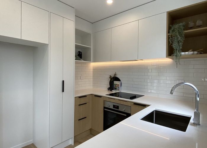  at 3 Hochstetter, Stonefields, Auckland City, Auckland