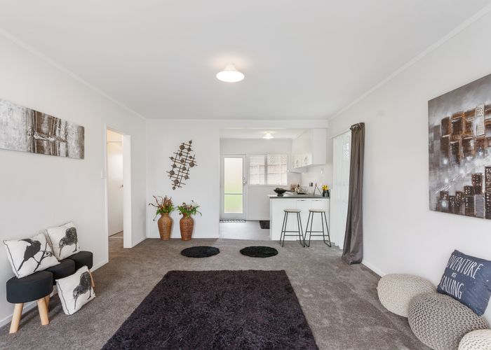  at 1/38 Edmonton Road, Henderson, Auckland