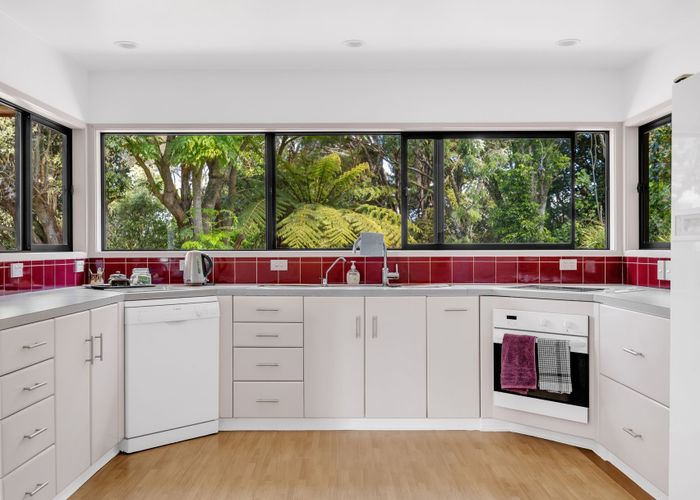  at 64 Rhinevale Close, Henderson, Waitakere City, Auckland