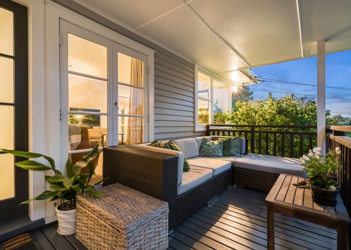  at 21 Peter Buck Road, New Windsor, Auckland