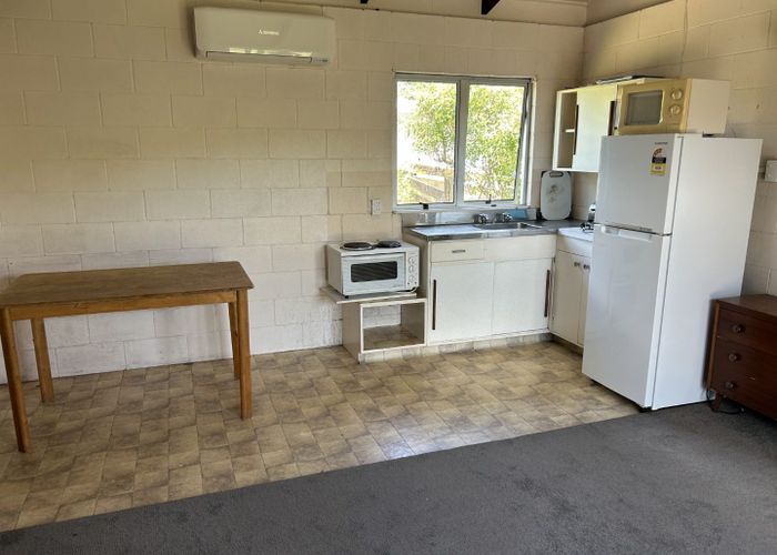  at 2/96 Lyon Street, Kihikihi, Waipa, Waikato