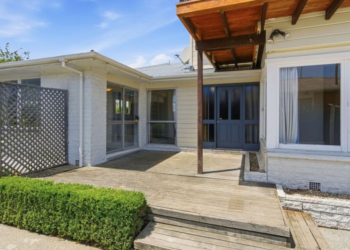  at 15 Wychwood Crescent, Bishopdale, Christchurch City, Canterbury