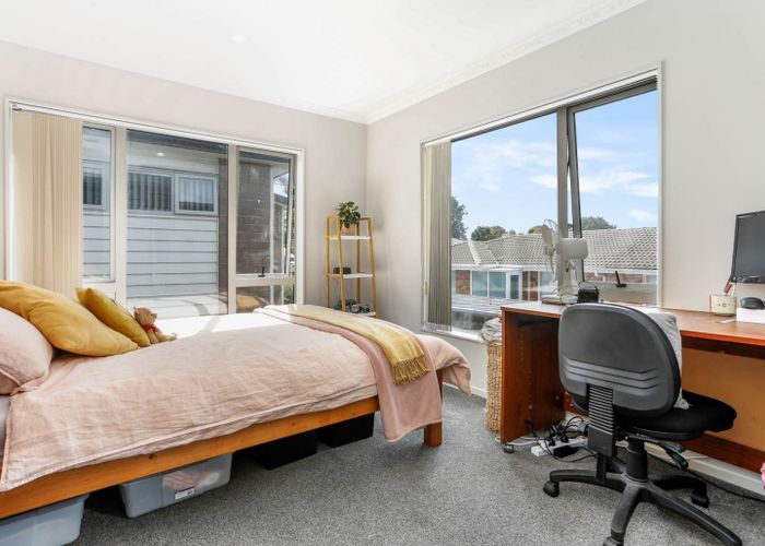  at 2/2 Princes Avenue, Three Kings, Auckland City, Auckland