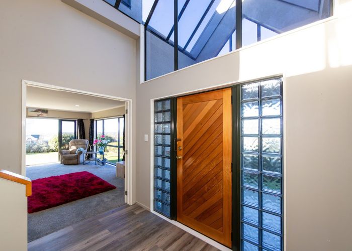  at 84 Churchill Drive, Taradale, Napier, Hawke's Bay
