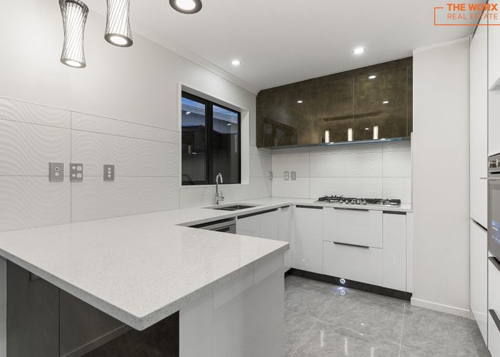  at 25A Steven Street, Mangere East, Auckland