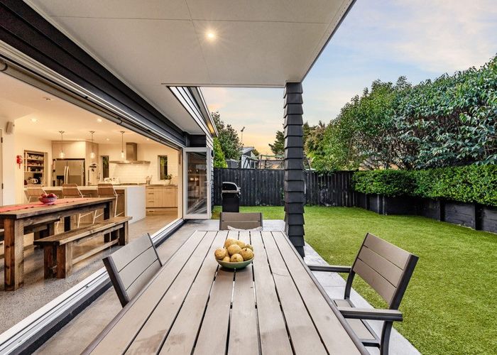  at 20A Hawkins Street, Meadowbank, Auckland