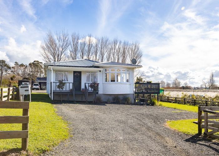  at 146 Top Road, Albany