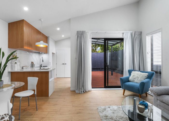  at 3b Matakohe Road, Westgate, Waitakere City, Auckland