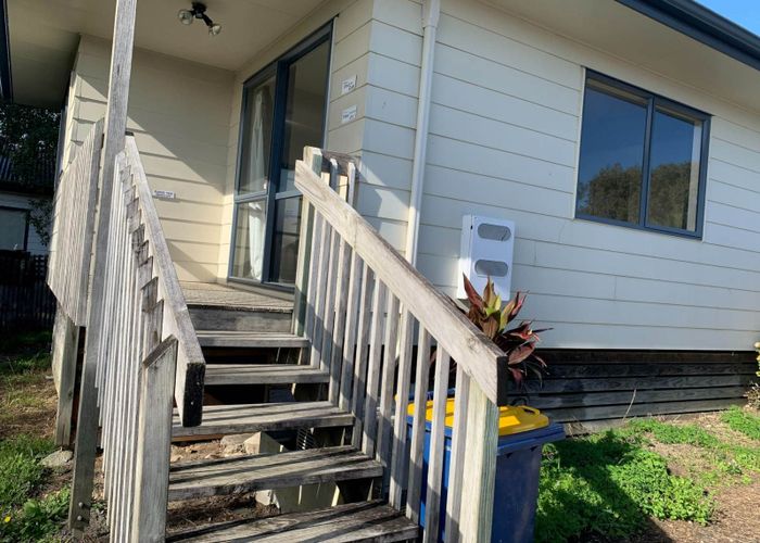  at 52 Sunvue Road, Glen Eden, Auckland