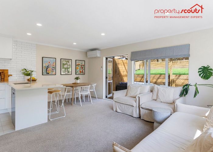  at 13/61 The Avenue, Albany, North Shore City, Auckland