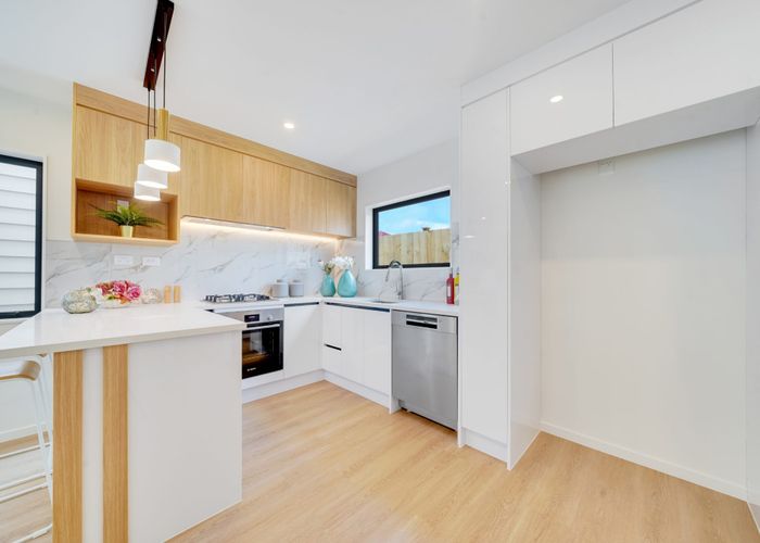  at Lot 4 / 13 Caspar Road, Papatoetoe, Manukau City, Auckland