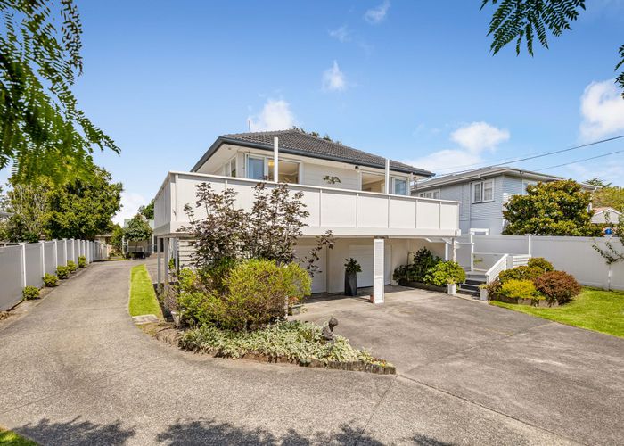  at 31 Covil Avenue, Te Atatu South, Auckland