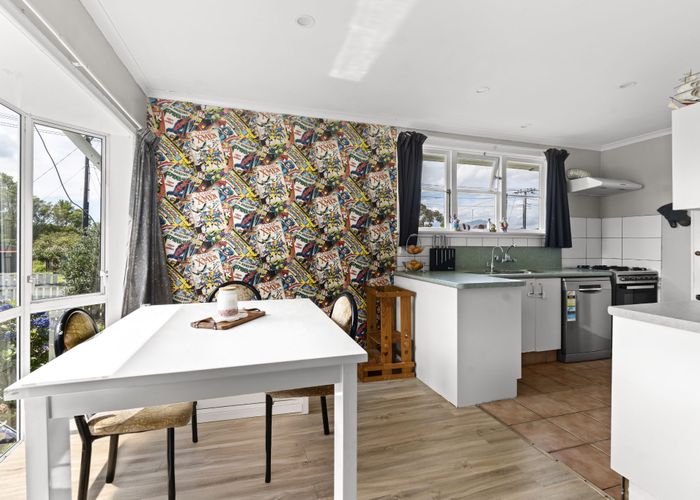  at 43 Woodleigh Street, Frankleigh Park, New Plymouth