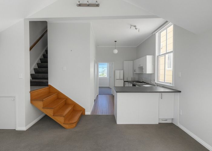  at 2 Yale road, Mount Cook, Wellington, Wellington