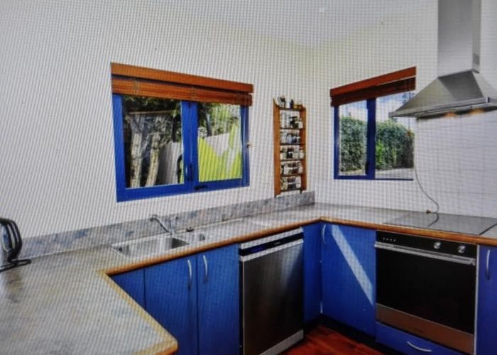 at 4B Forrest Hill Road, Forrest Hill, North Shore City, Auckland