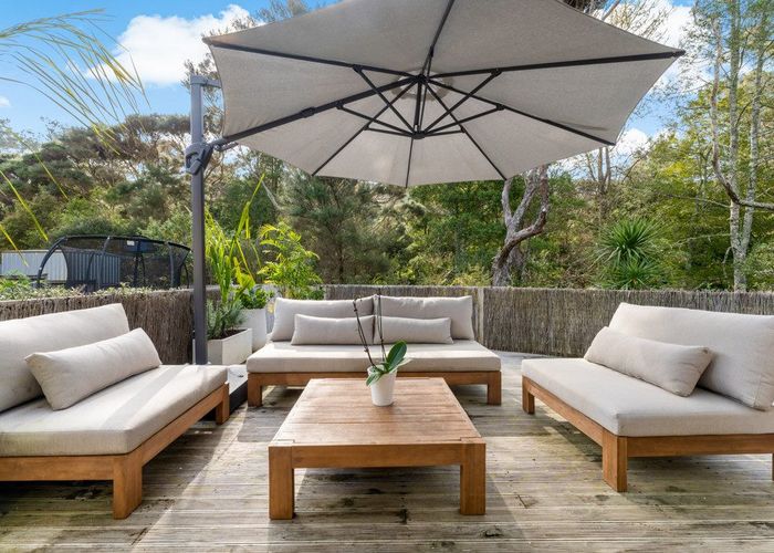  at 16 Kunzea Place, Greenhithe, Auckland