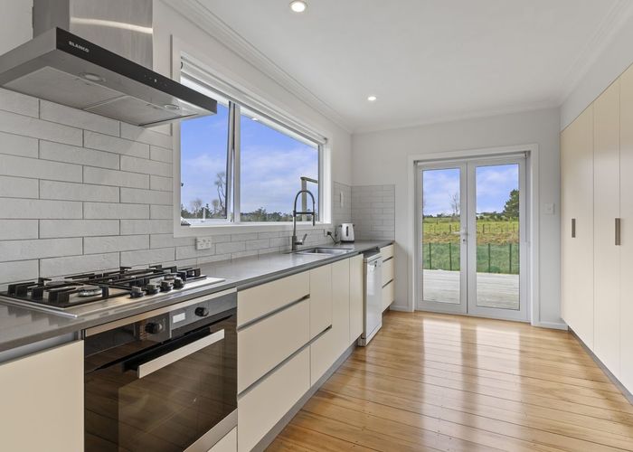  at 325 Richmond Road, Lepperton, New Plymouth