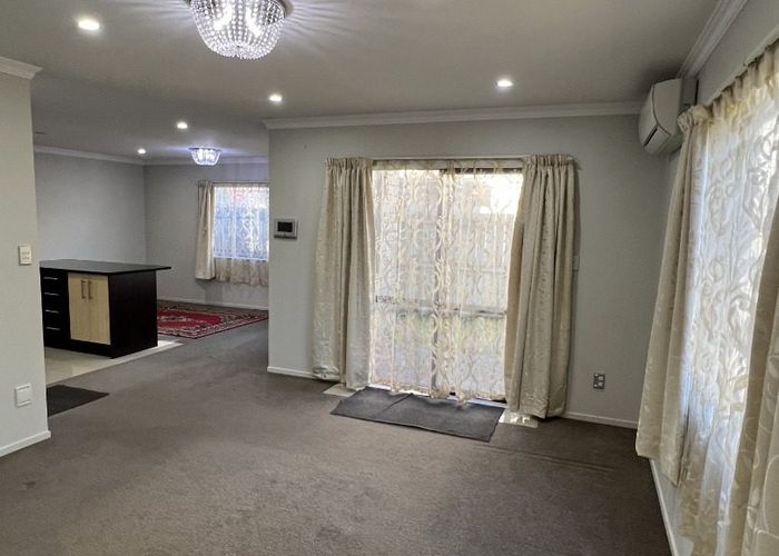  at 15a  York Road, Papatoetoe, Manukau City, Auckland